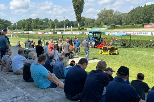 WTC na Dnech zahradní a komunální techniky